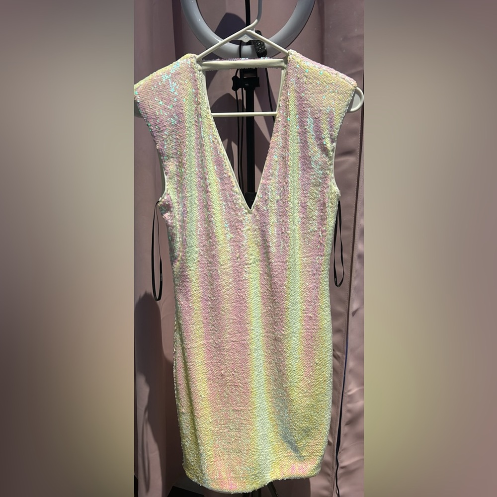 Forever21 dress V neck with zipper size S